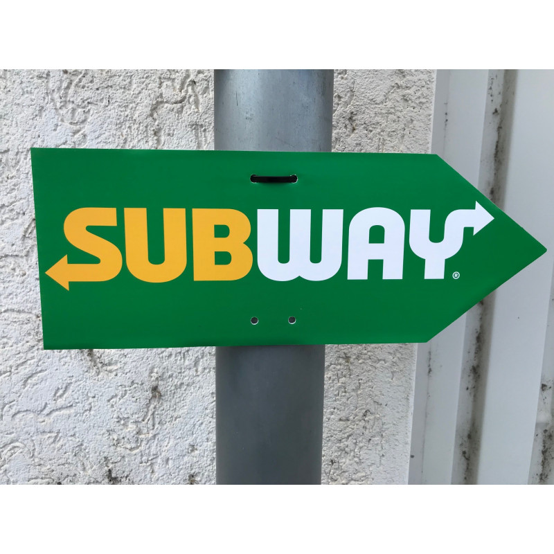 Flèche "SUBWAY" (à droite) FRESH FORWARD